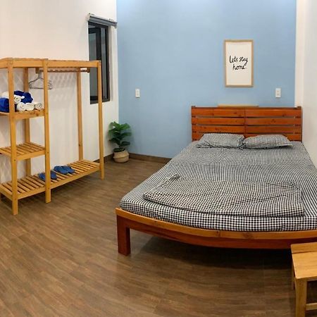 Xam House Hostel Куинён Экстерьер фото